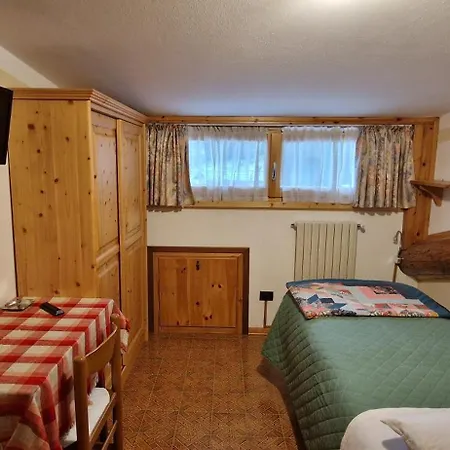 Zebru Hotel